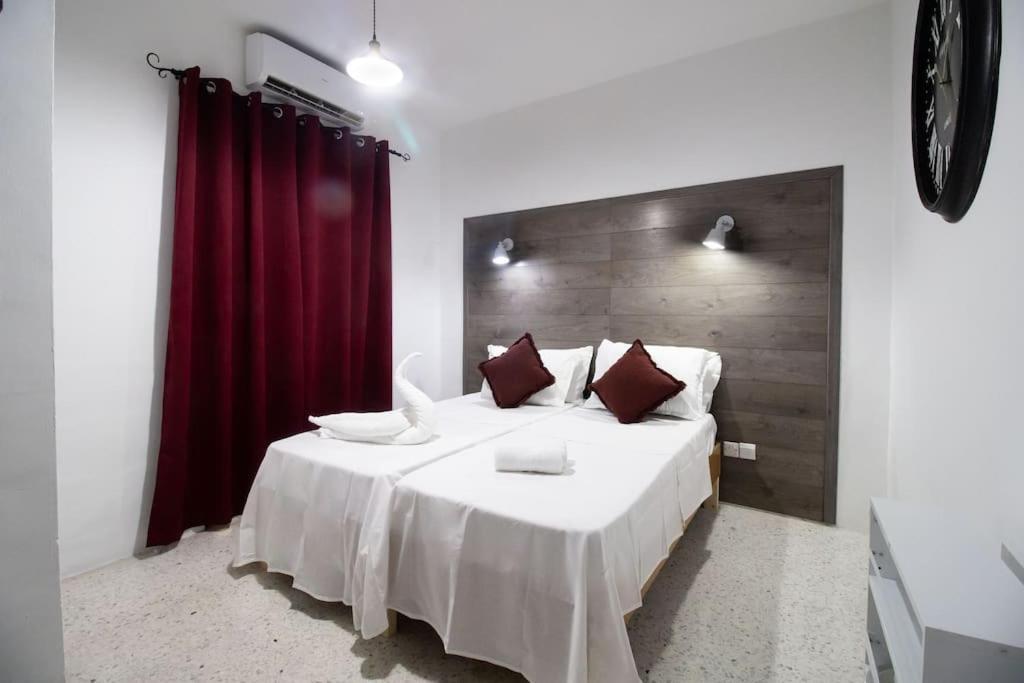 Brant Lodging Σλιέμα Εξωτερικό φωτογραφία